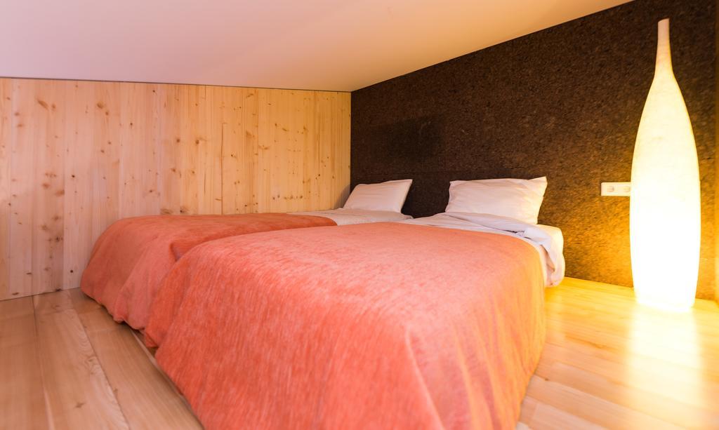 Vale Do Ninho Nature Houses Ferraria de São João Room photo