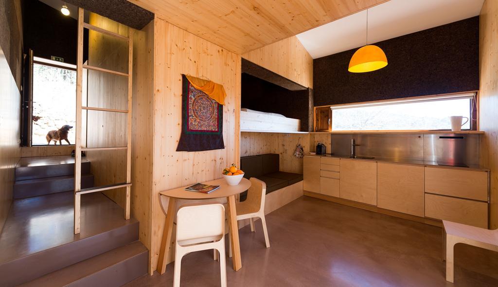 Vale Do Ninho Nature Houses Ferraria de São João Room photo